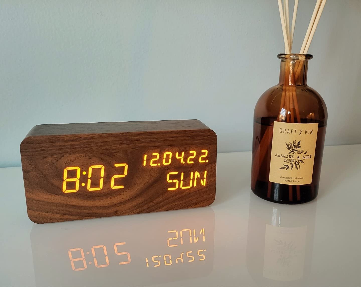 Pokanic Wood Digital Alarm Clock Desk Time, Date(MM/DD/YY), Day of The Week, Temperature, Nightlight Large LED Display Portable Lamp Bedroom, Office, School, Home, Livingroom, Room